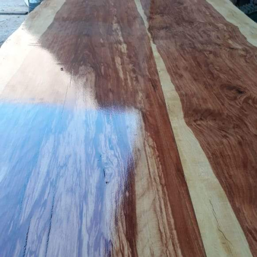 MESADAS, PUERTAS Y  MESAS.